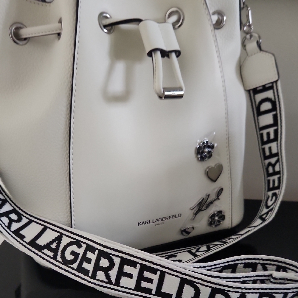 Karl Lagerfeld 2 Way Crossbody/Shoulder Bag with Logo Guitar Strap. New W/ Tags! - Picture 4 of 13